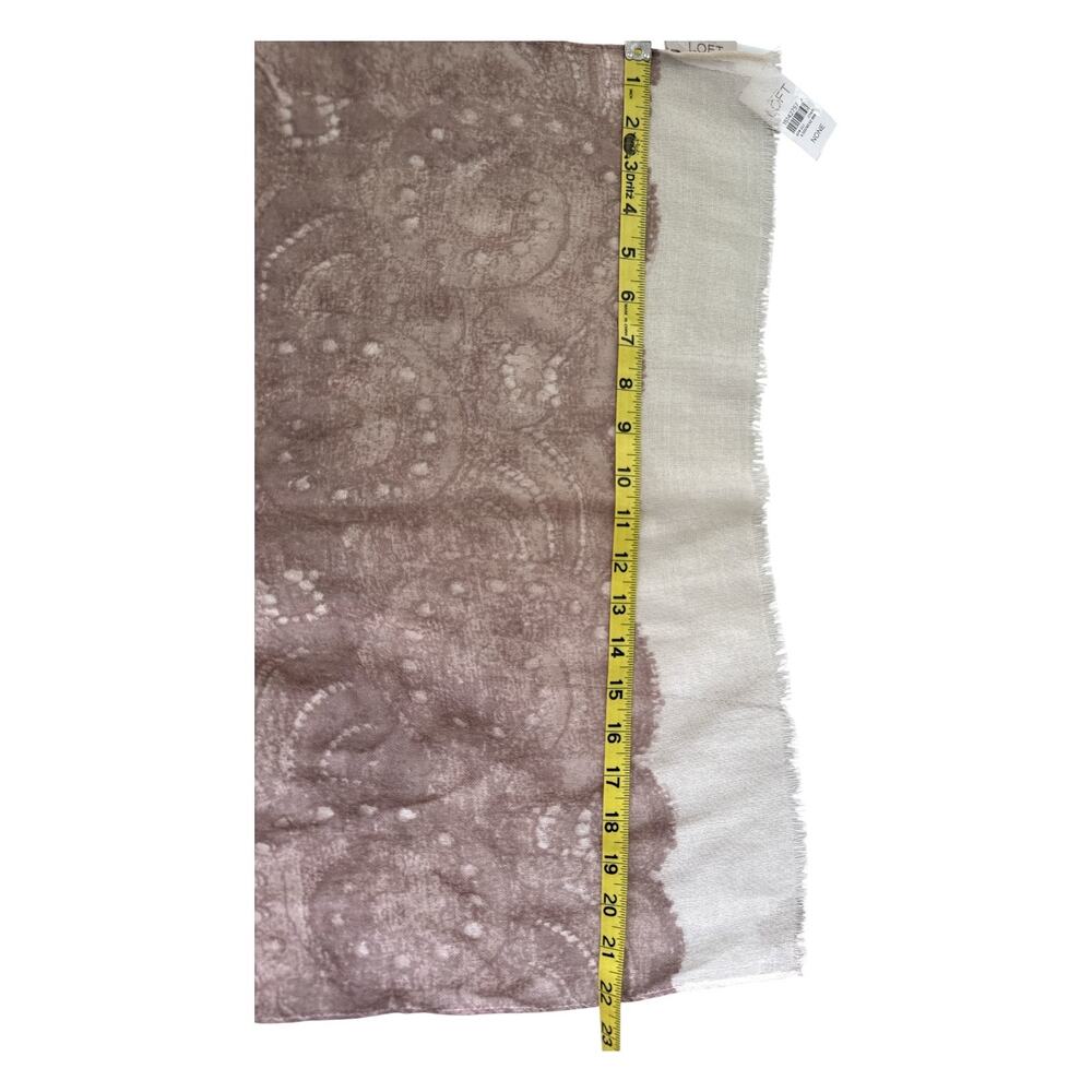 NWT LOFT Ann Taylor Mauve Paisley Lace Print Lightweight Scarf Shawl Wrap OS - Picture 4 of 5